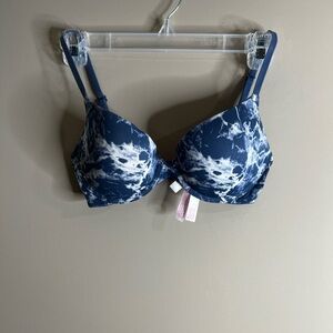 Pink Victoria’s Secret bra wear every wear push up 32c